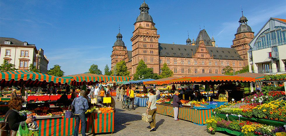 Wochenmarkt am Schloss (Foto: Till Benzin)