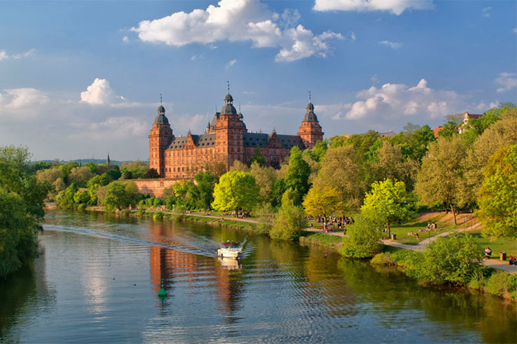 Schloss Johannisburg (Foto: Till Benzin)