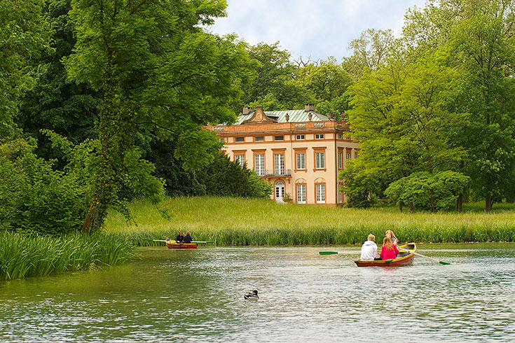 Schloss und Park Schönbusch (Foto: Till Benzin)