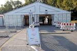 Das Testzentrum auf dem Volksfestplatz.