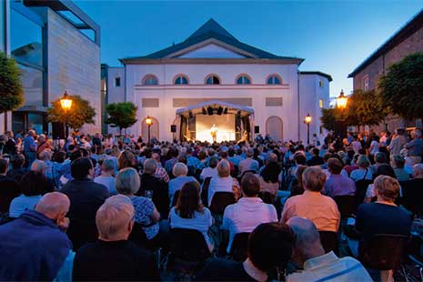 Musik-, Theater- und Kabarett in Aschaffenburg (Foto: Till Benzin)