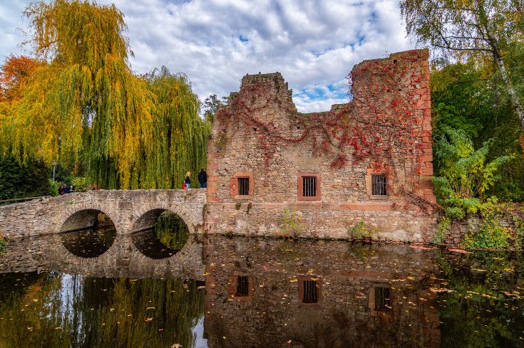 Ruine im Schöntal ©Till Benzin
