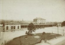 Bahnhof von Aschaffenburg, historische Aufnahme um 1890, Stadt- und Stiftsarchiv Aschaffenburg, Fotosammlung