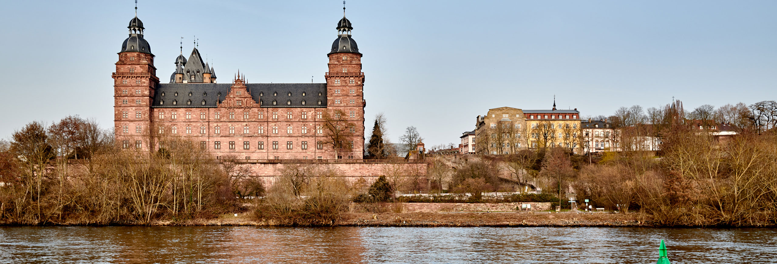 Header_DSC2322