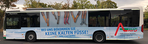 Werbung auf Bus der AVG