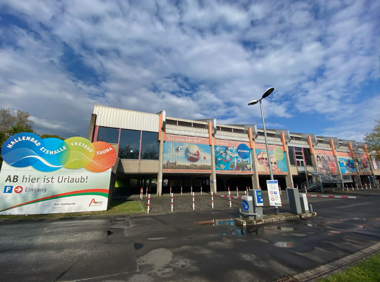 Foto Eingang Schwimmbad