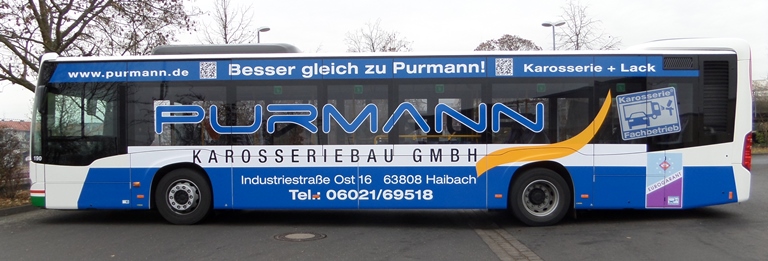 Werbung auf Bus der AVG
