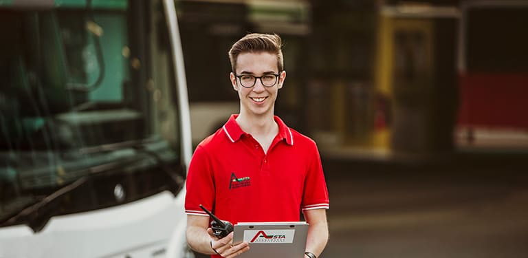 Foto Azubi Fachkraft im Fahrbetrieb