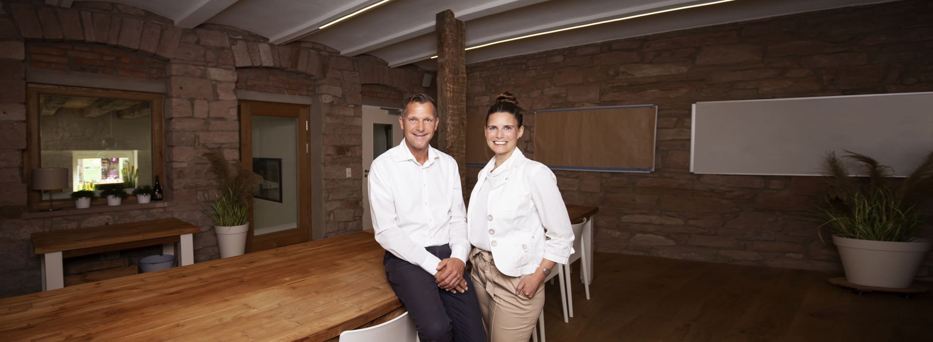 Prof. Dr. Martin-Niels D&auml;fler und Caroline D&auml;fler - Gesch&auml;ftsf&uuml;hrer der ABsteige Aschaffenburg