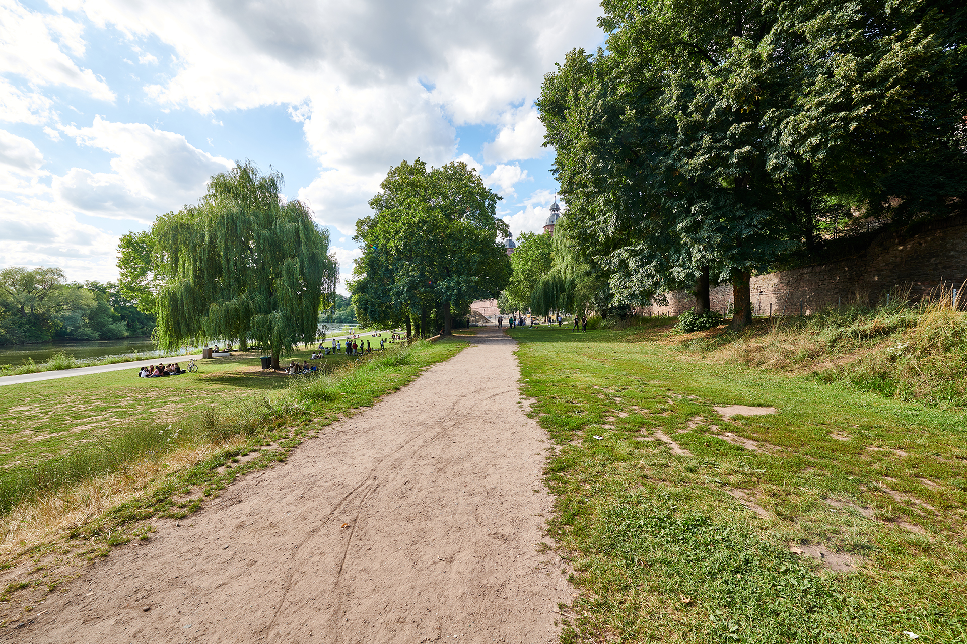 4. Blick Richtung Schloss