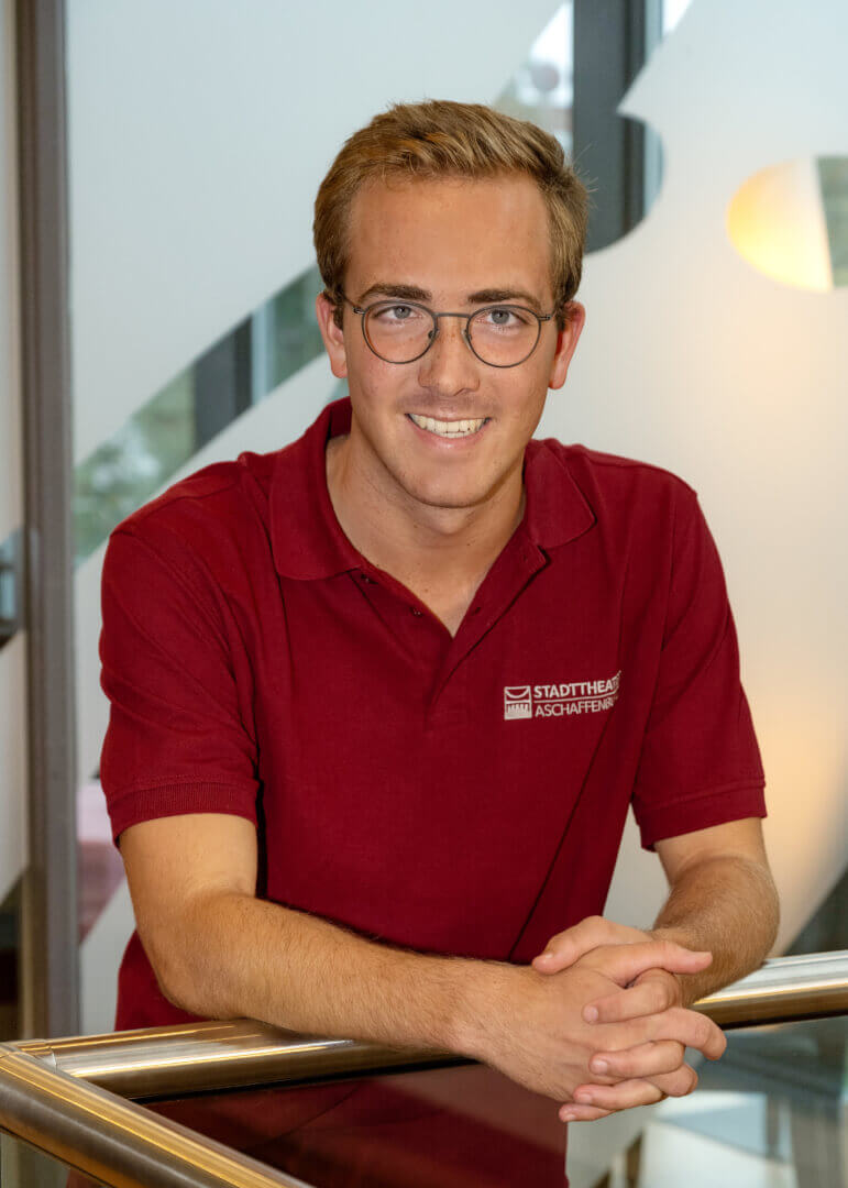 Unser selbstständiger Mitarbeiter Janis Schott