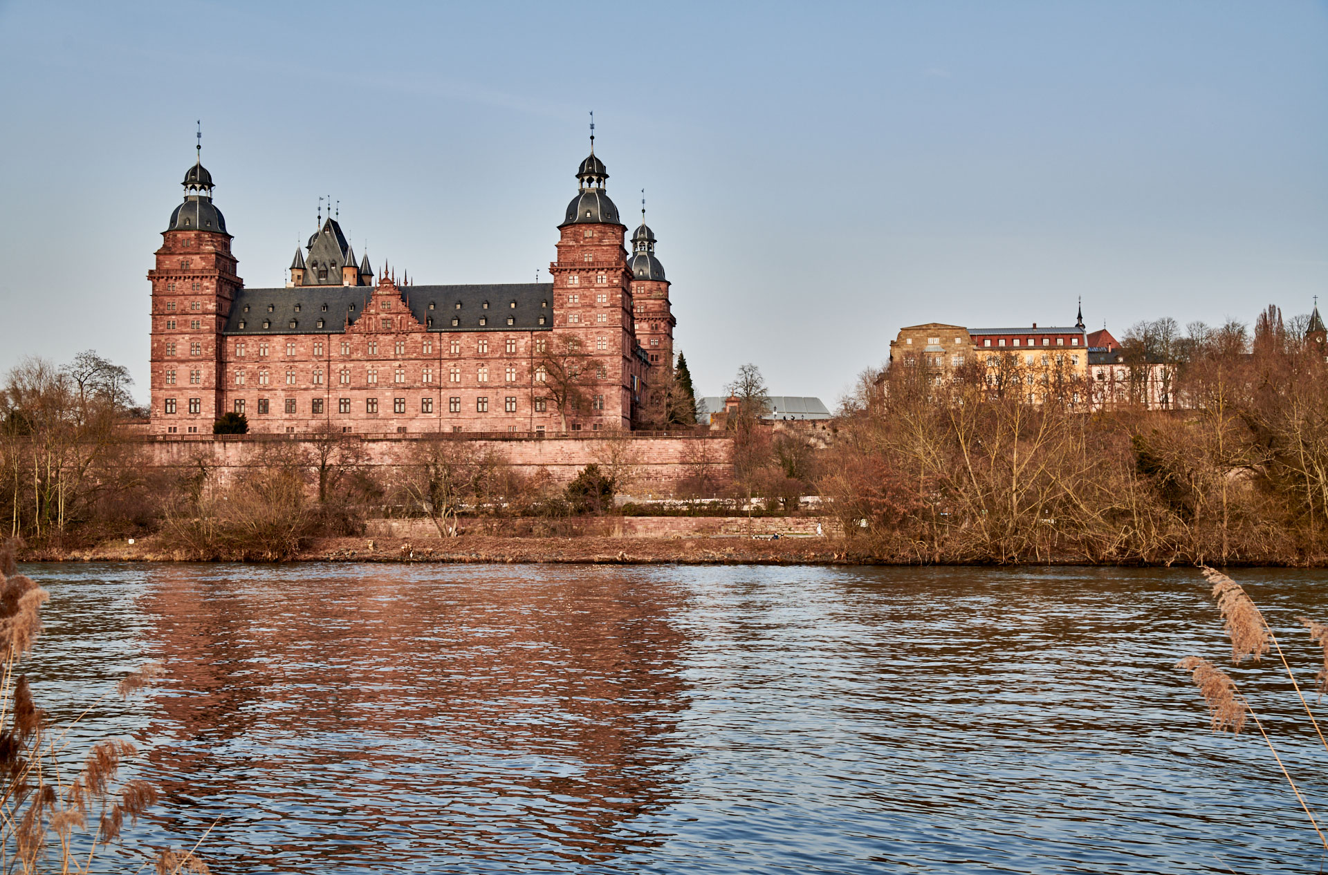 Blick vom Volksfestplatz zum Schloss über die neue, große Sichtschneise ©Thomas Göttemann