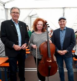  Oberbürgermeister Jürgen Herzing, Cellistin Gallina, Bürgermeister Eric Leiderer
