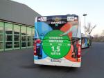  Bus mit Werbung