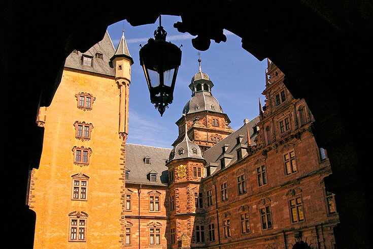 Schlosshof (Foto: Till Benzin)