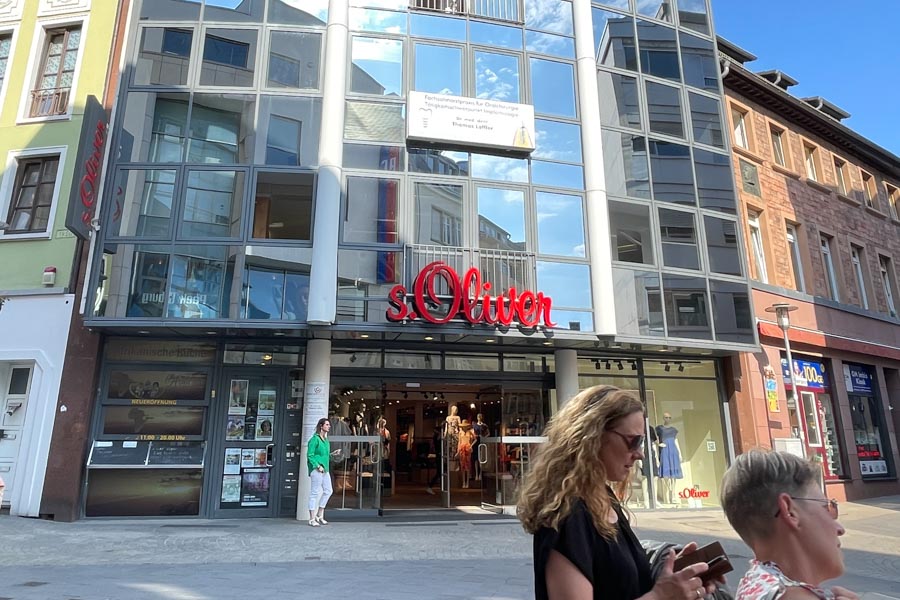 s.Oliver Store