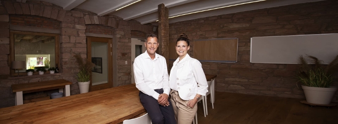 Prof. Dr. Martin-Niels D&auml;fler und Caroline D&auml;fler - Gesch&auml;ftsf&uuml;hrer der ABsteige Aschaffenburg