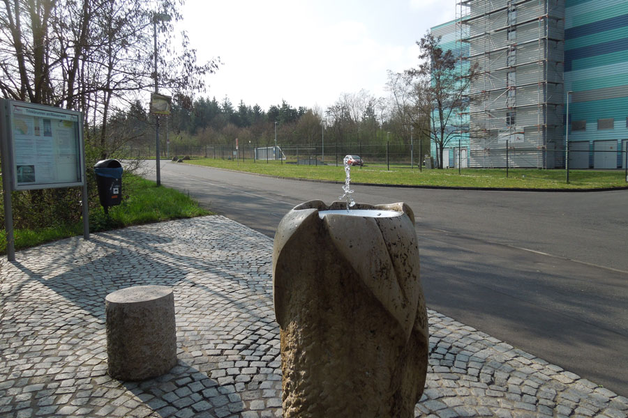 Trinkwasserbrunnen, vor Aschaffenburger Wasserwerk