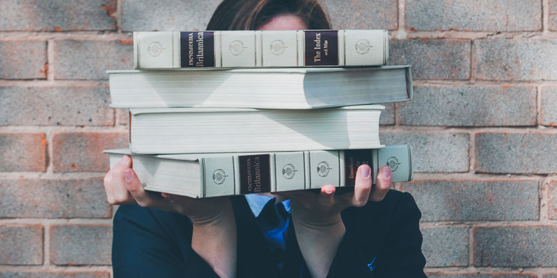 Archiv-Shop (Foto: Siora Photography – Unsplash.com)