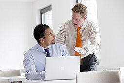 Sie brauchen Unterstützung bei Ihrer Bewerbung oder haben Fragen zu Ihrer Qualifikation? Beratungsstellen in FrankfurtRheinMain sind für Sie da!